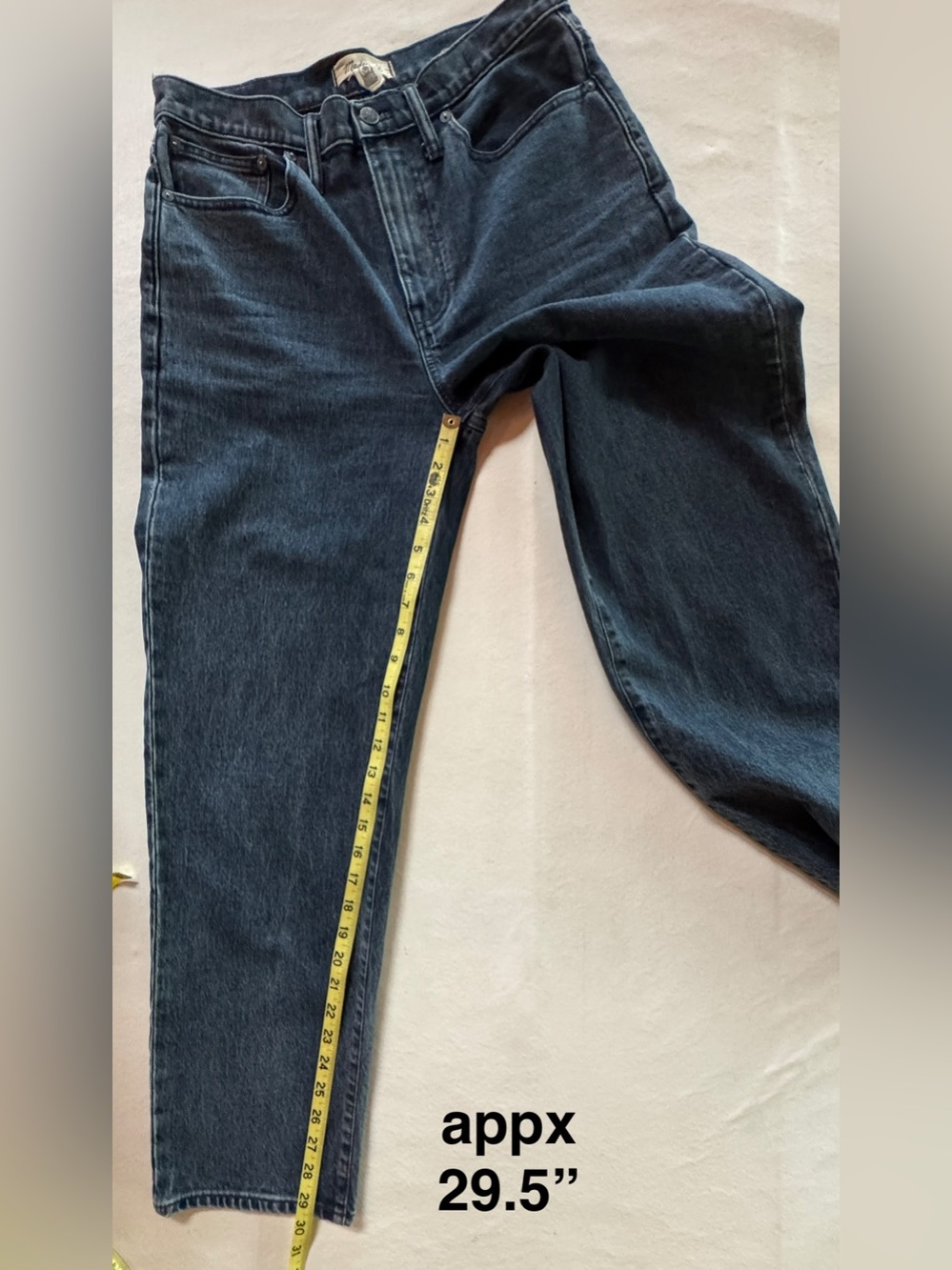 MADEWELL The Dadjean in Charcoal Indigo Wash Premium Comfort-Stretch Jeans (27) - Picture 10 of 17
